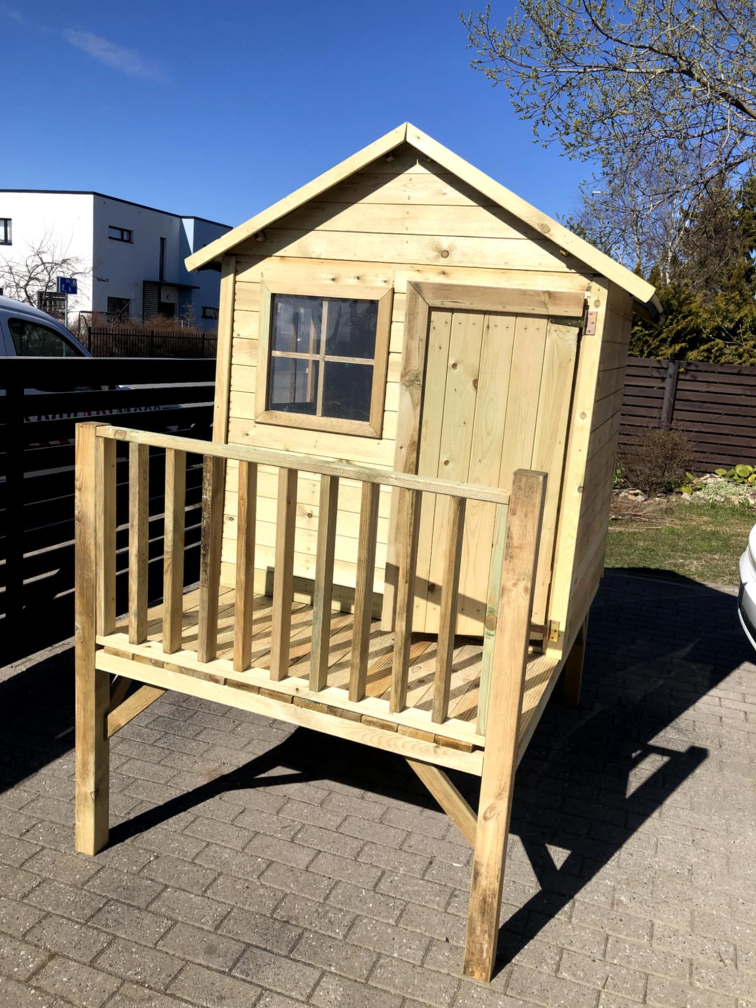 098585fc-65cd-480f-bd9a-5e3249a1d8eb